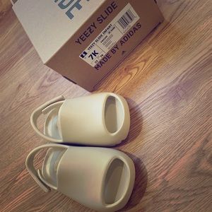 Yeezy Slide Bone (Infants) New